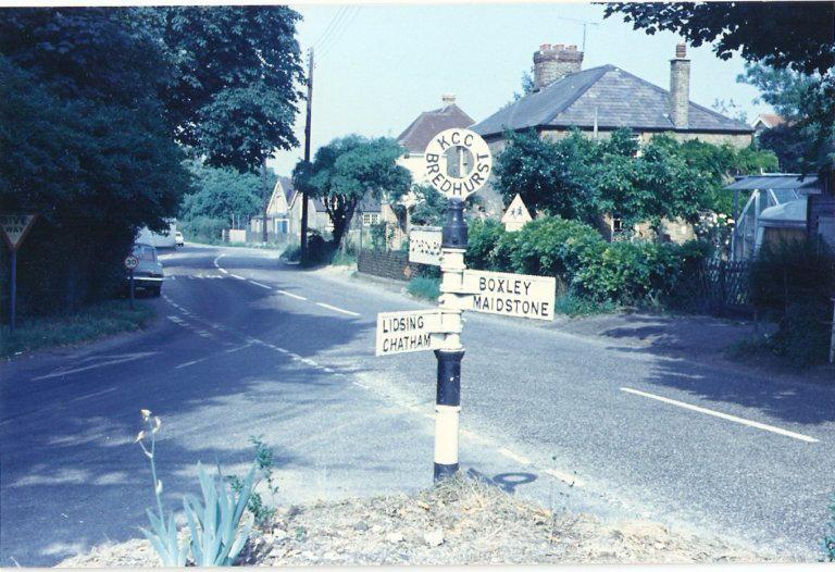 1 - 1970s - Bredhurst's Fingerpost - Before Removal